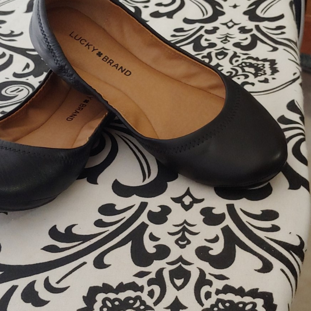 Lucky Brand flats 7.5